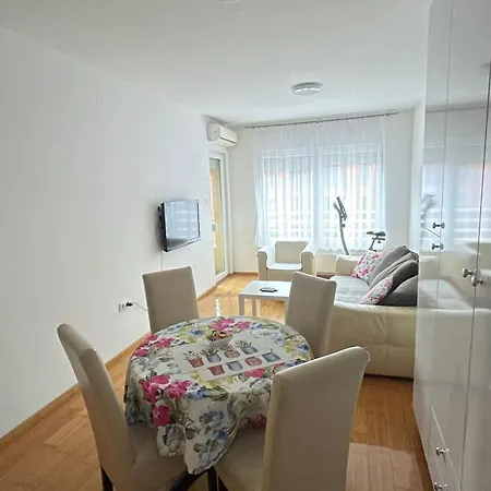 Krstanovic Apartment
